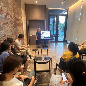 Teacher's sharing event by Oxkids